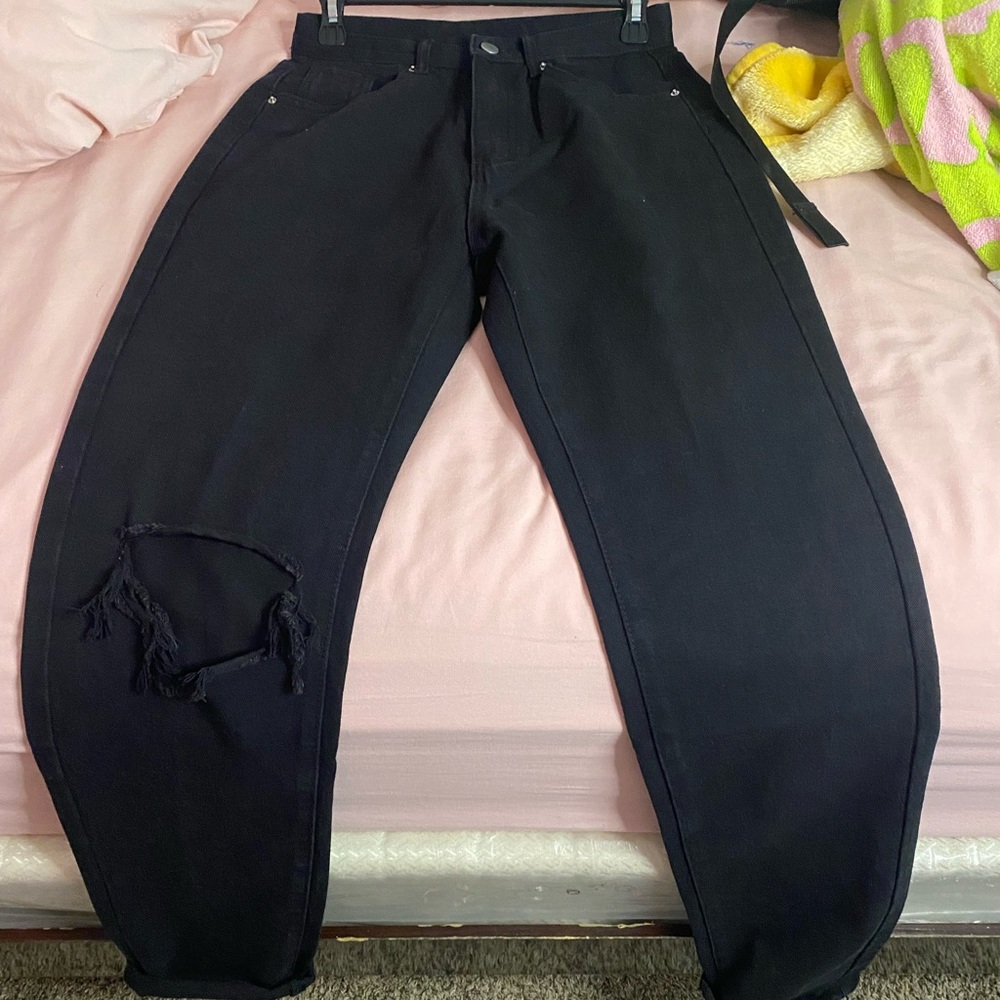 Brand new SHEIN mom jeans.